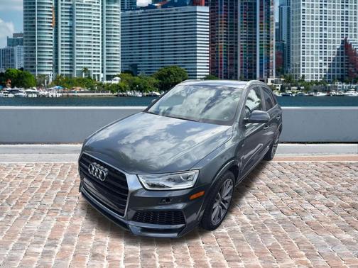 Daytona Gray Pearl Effect 2018 Audi Q3 2.0T Sport Premium