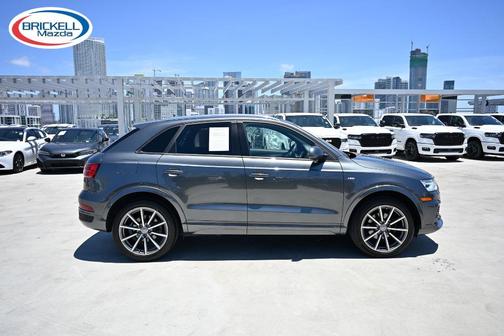 Daytona Gray Pearl Effect 2018 Audi Q3 2.0T Sport Premium