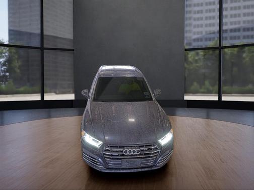 2020 Audi Q5 e 55 Premium
