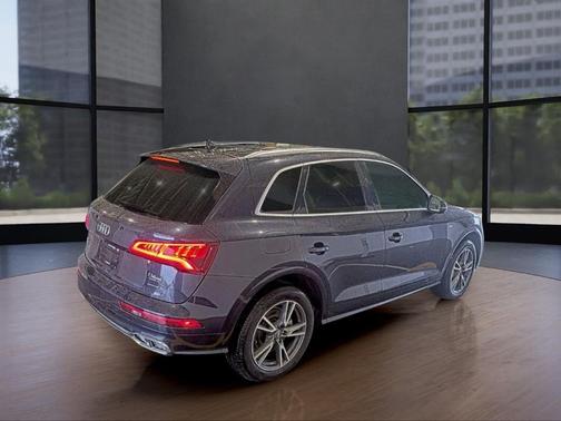 2020 Audi Q5 e 55 Premium