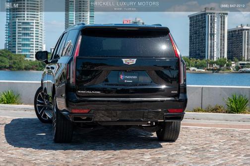 2022 Cadillac Escalade ESV Sport