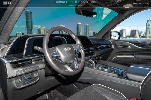 2022 Cadillac Escalade ESV Sport