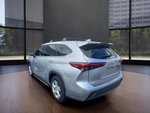 2020 Toyota Highlander L