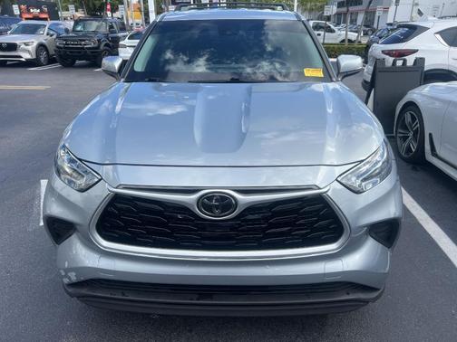 2020 Toyota Highlander L