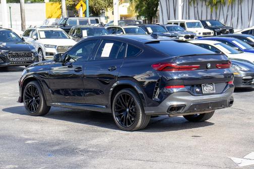 2020 BMW X6 M50i