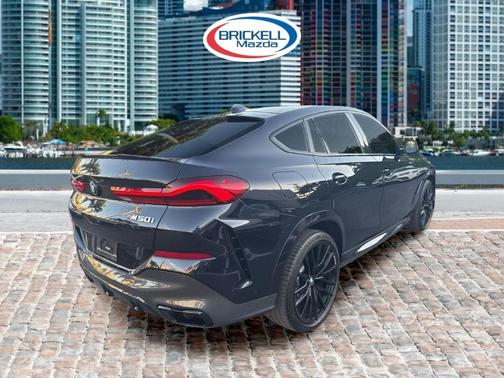 2020 BMW X6 M50i
