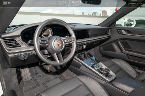 2023 Porsche 911 Carrera