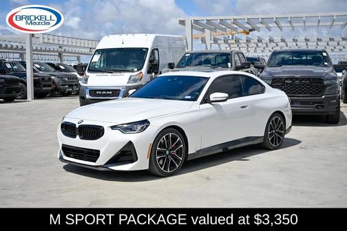 Mineral White Metallic 2024 BMW 230 i