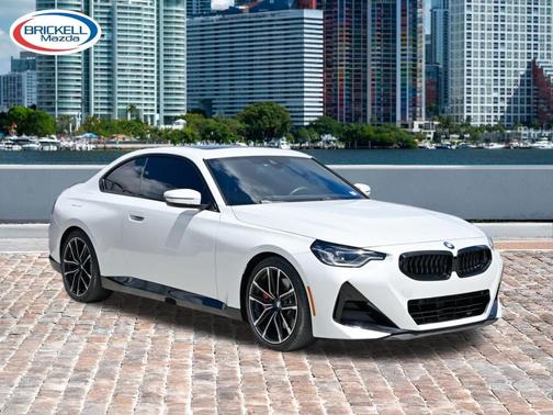 Mineral White Metallic 2024 BMW 230 i
