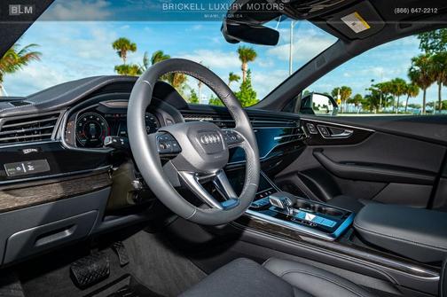 2025 Audi Q8 55 Premium