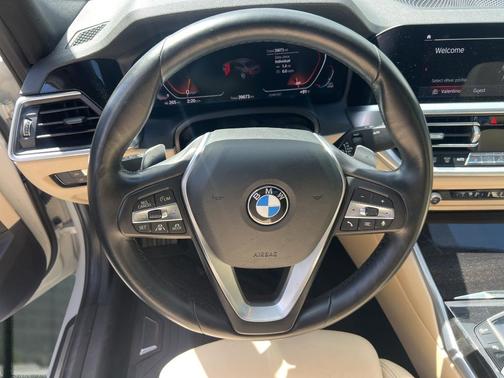 2019 BMW 330 i