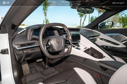 2022 Chevrolet Corvette Stingray w/2LT