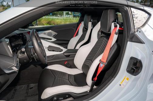 2022 Chevrolet Corvette Stingray w/2LT