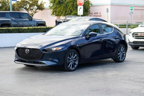 2023 Mazda Mazda3 FWD w/Preferred Package