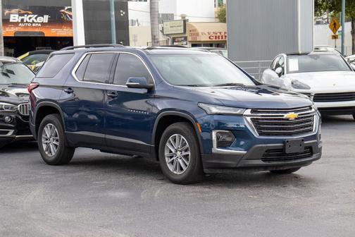 2022 Chevrolet Traverse LT Cloth