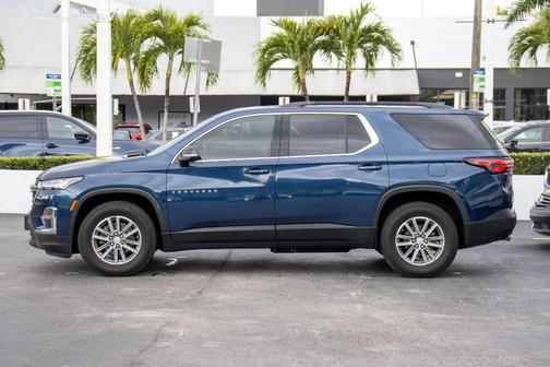 2022 Chevrolet Traverse LT Cloth