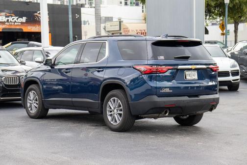 2022 Chevrolet Traverse LT Cloth