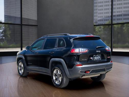 2019 Jeep Cherokee Trailhawk