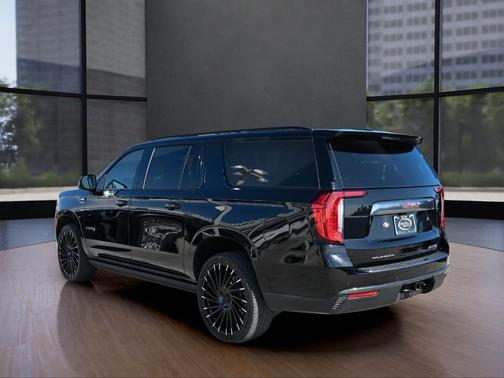 2023 GMC Yukon XL AT4