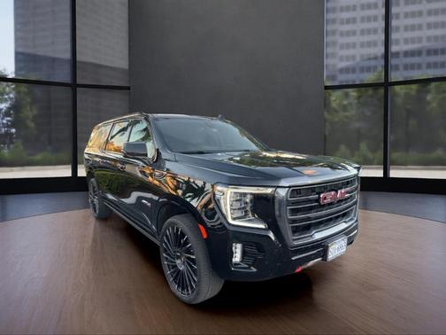 2023 GMC Yukon XL AT4