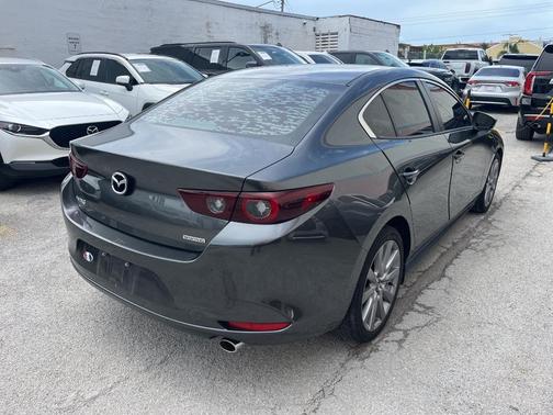 2022 Mazda Mazda3 FWD w/Preferred Package