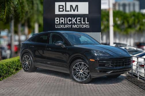 2024 Porsche Cayenne AWD