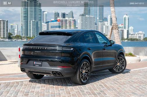 2024 Porsche Cayenne AWD
