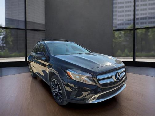 2017 Mercedes-Benz GLA 250 Base 4MATIC