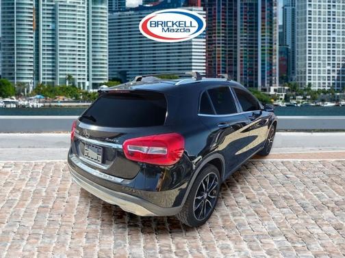 2017 Mercedes-Benz GLA 250 Base 4MATIC