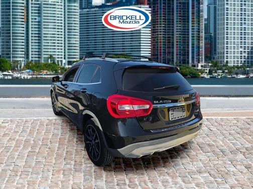 2017 Mercedes-Benz GLA 250 Base 4MATIC