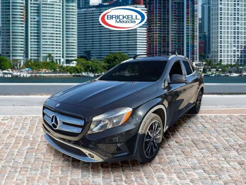2017 Mercedes-Benz GLA 250 Base 4MATIC