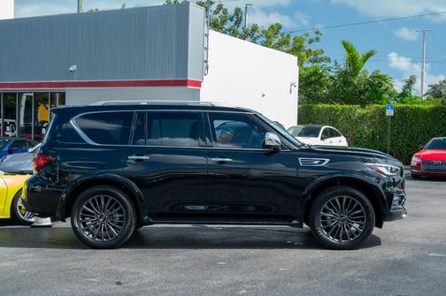 2024 INFINITI QX80 SENSORY