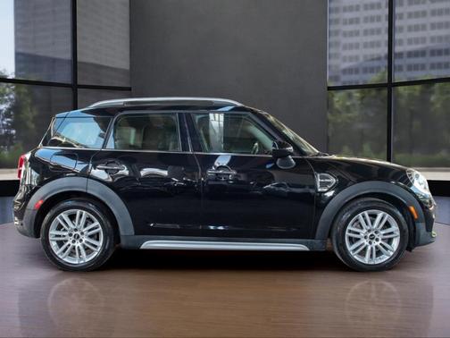 2019 MINI Countryman Cooper