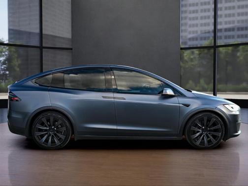 2022 Tesla Model X Plaid