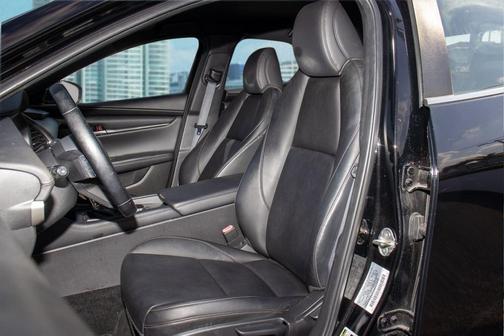 2022 Mazda Mazda3 FWD w/Select Package