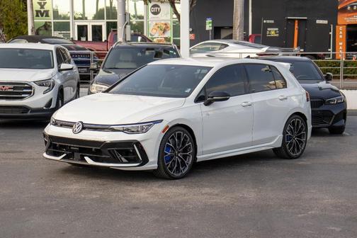 2025 Volkswagen Golf R 2.0T