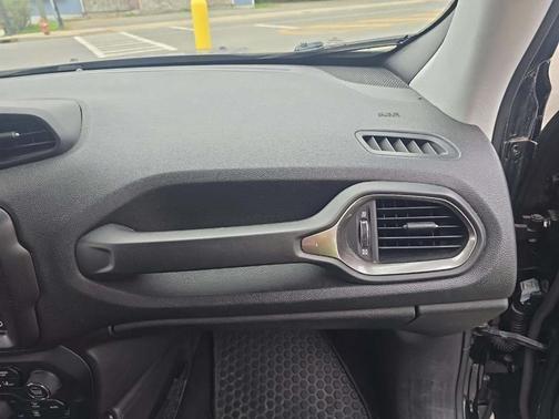 2022 Jeep Renegade Sport