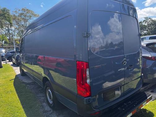 2019 Mercedes-Benz Sprinter 2500 High Roof V6