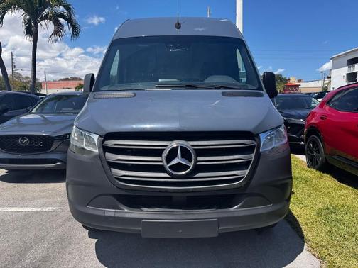 2019 Mercedes-Benz Sprinter 2500 High Roof V6