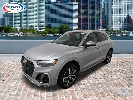 Florett Silver Metallic 2023 Audi Q5 45 S line quattro Premium