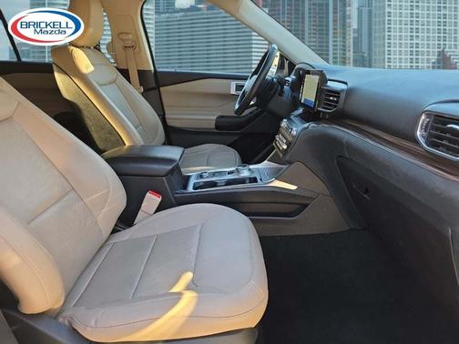 White Metallic 2020 Ford Explorer Limited