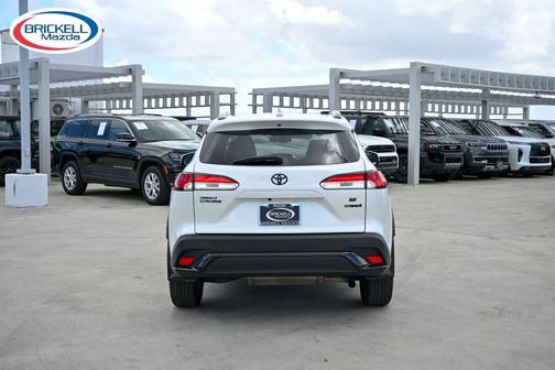 2023 Toyota Corolla Cross Hybrid SE