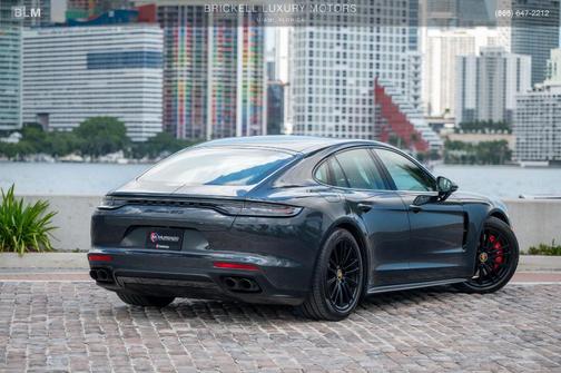 2022 Porsche Panamera GTS