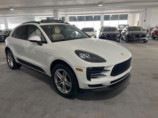 2019 Porsche Macan Base