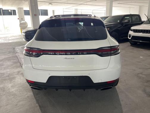 2019 Porsche Macan Base