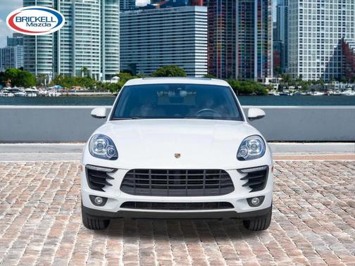 White 2018 Porsche Macan Base