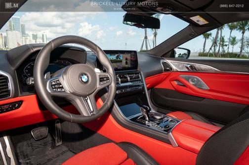 2025 BMW M850 i xDrive