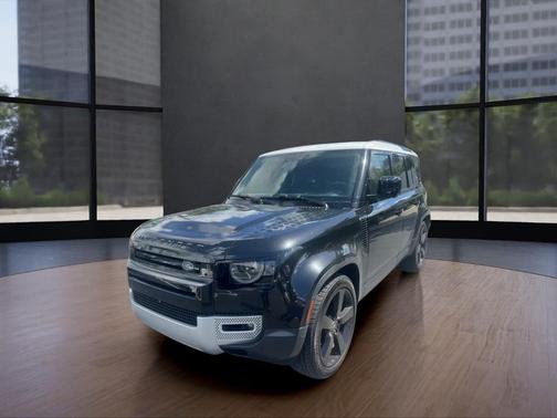 2021 Land Rover Defender 110 SE