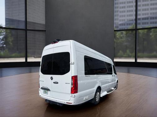 2022 Mercedes-Benz Sprinter 3500 170 WB High Roof Extended Cargo