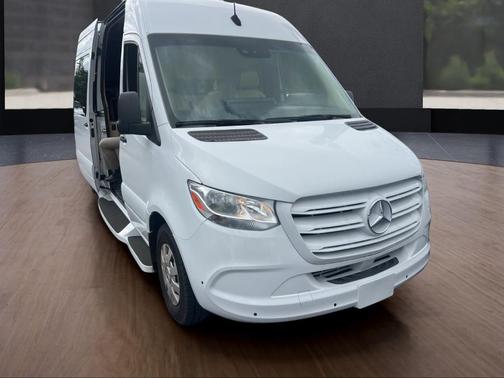 2022 Mercedes-Benz Sprinter 3500 170 WB High Roof Extended Cargo